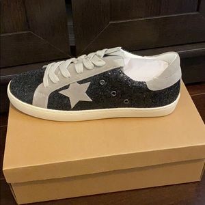 White Raven Black Glitter Star Sneakers
